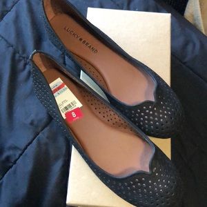 Lucky brand flats